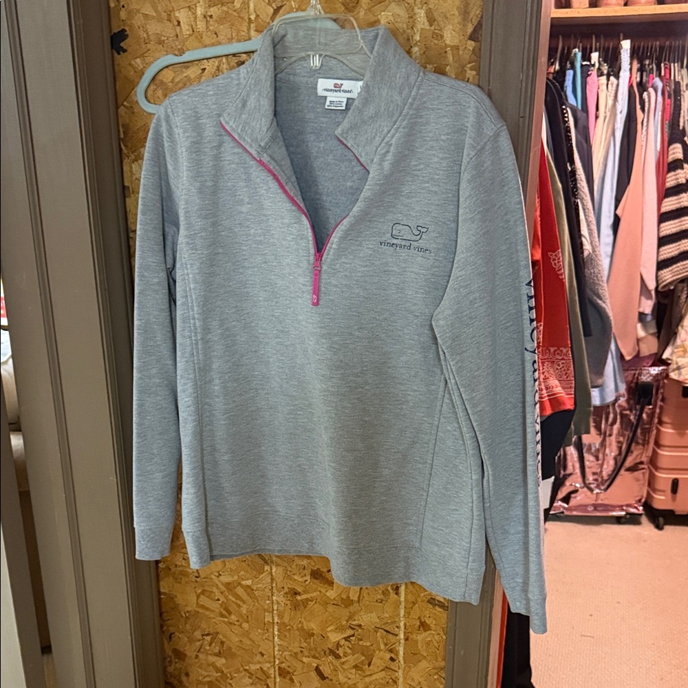 Vineyard Vines Women's Gray Turtleneck with Pink Zipper